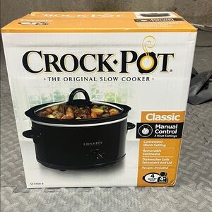 Crock Pot 4 qt. Never opened!